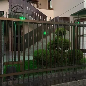No Centro Proximo A Mercado, Farmacia E Padaria , Treze Tílias Brasil